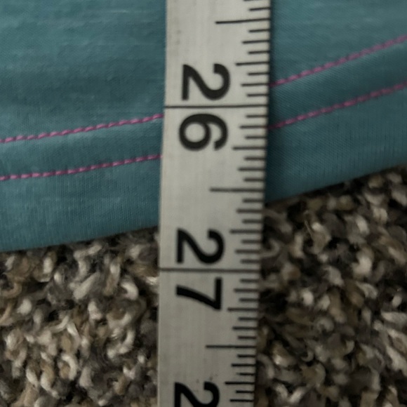 Under Armour NWT men’s fitted lightweight running shirt size small - Picture 5 of 7